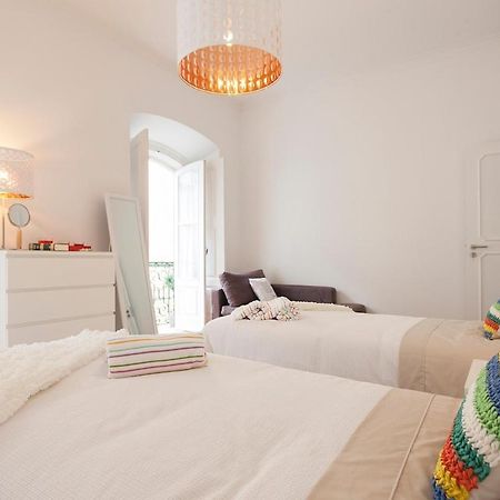 Ginjinha House - 4 Rooms - Bairro Alto - With Ac! Lisbon Exterior photo